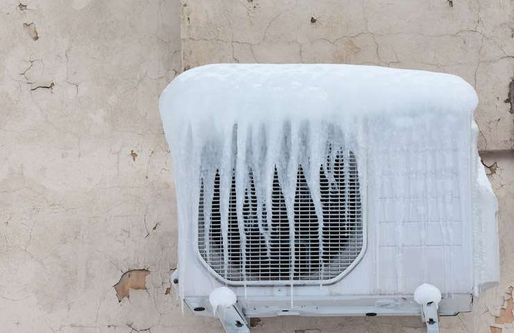 how can you unfreeze an air conditioner?